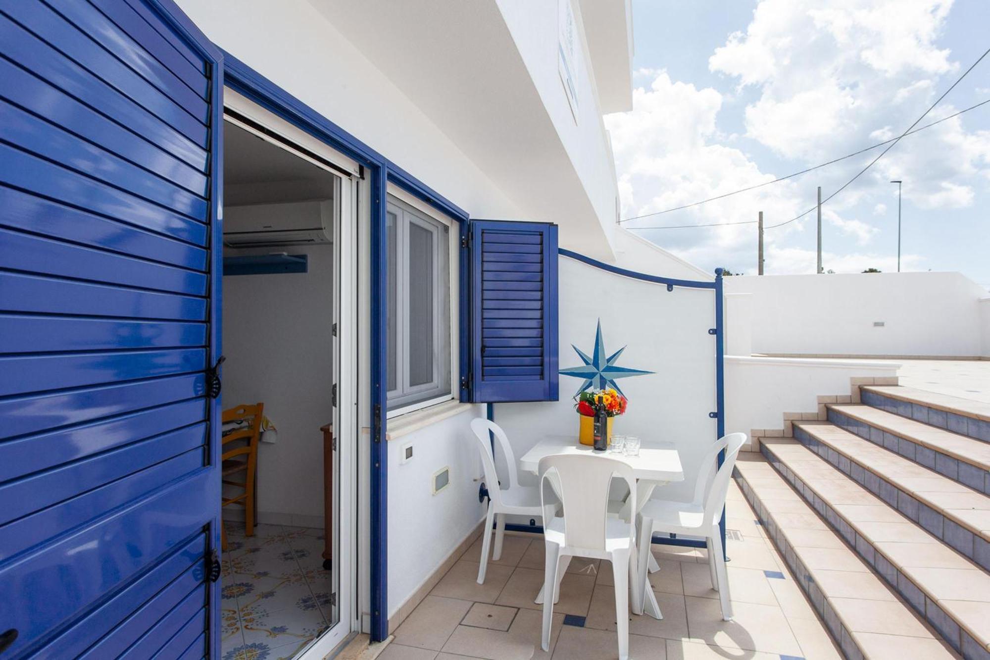 Complesso Azzurro Apartments 살베 외부 사진