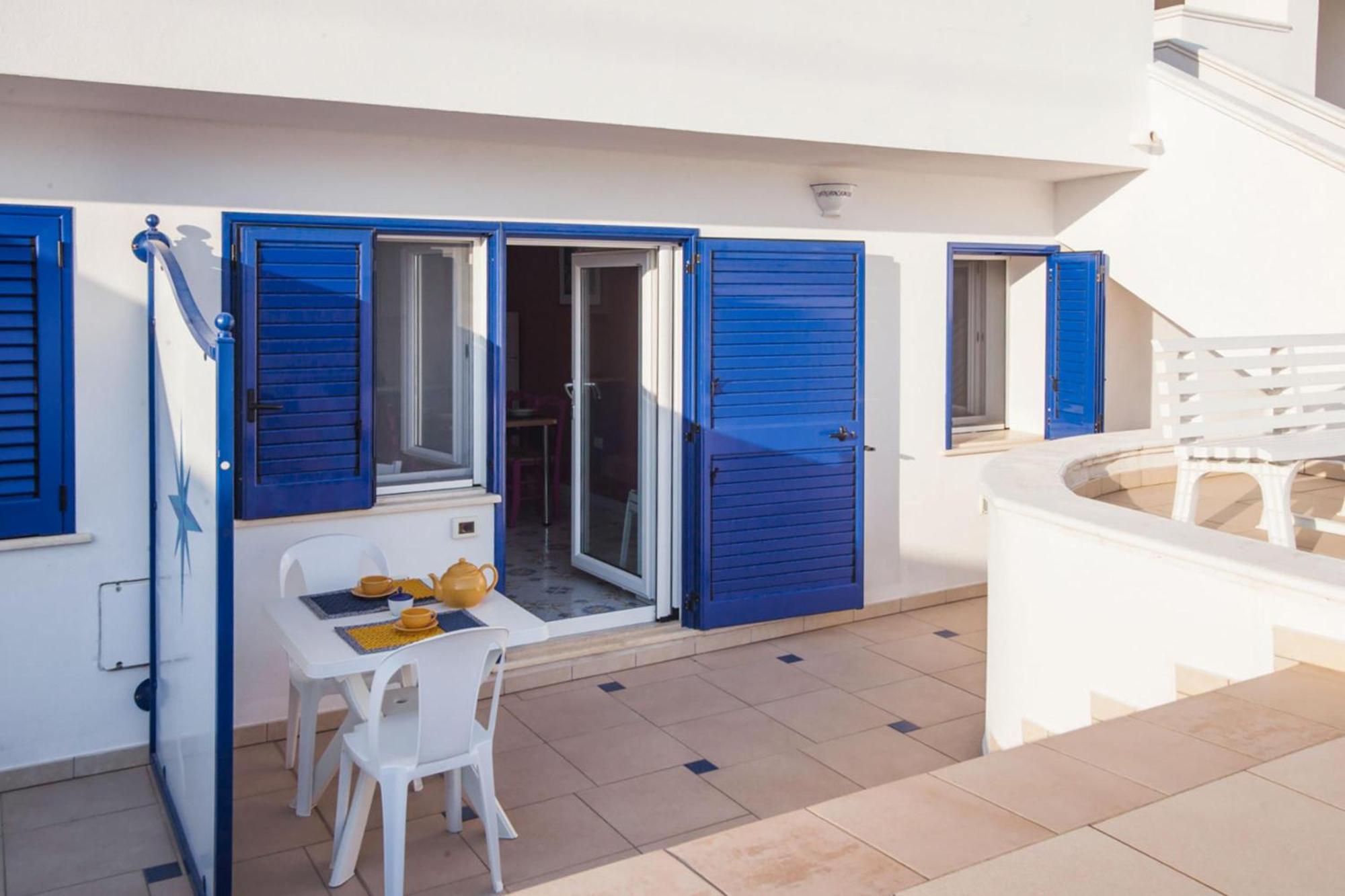 Complesso Azzurro Apartments 살베 외부 사진
